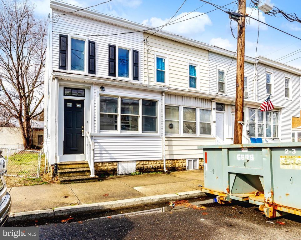 223 THIRD ST, Gloucester City, NJ 08030