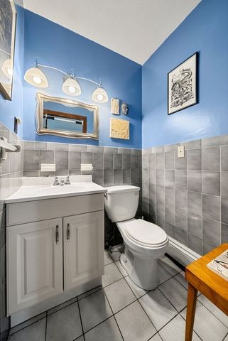 3 London Court, Boston, MA 02128