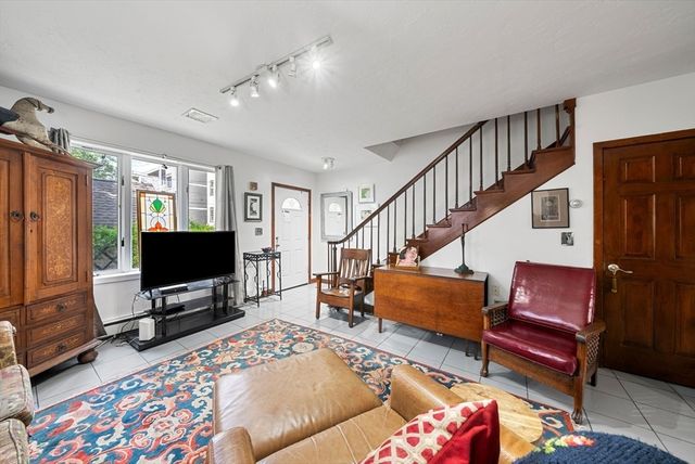 3 London Court, Boston, MA 02128