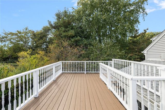 41 Spadina Avenue, Warwick, RI 02889