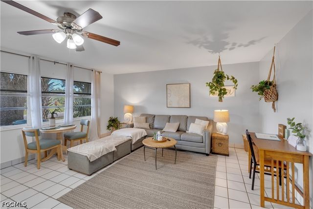 5226 Coronado PKWY B, Cape Coral, FL 33904