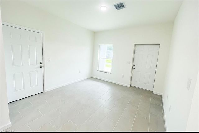 3307 50th ST W, Lehigh Acres, FL 33971