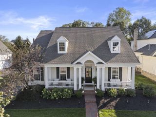 7013 Cunningham Drive, New Albany, OH 43054