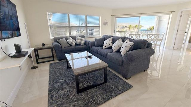 2560 Estero BLVD 4A, Fort Myers Beach, FL 33931