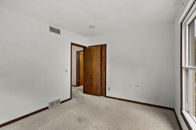 3906 Rolling Hill Drive, Middleton, WI 53562