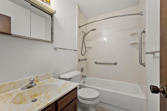 3906 Rolling Hill Drive, Middleton, WI 53562