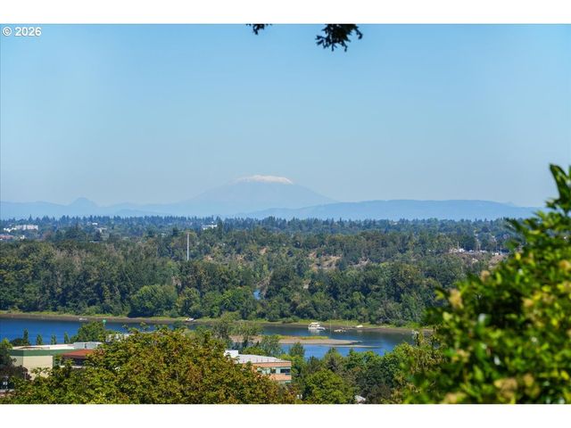 S FULTON PARK Blvd 5,6,7, Portland, OR 97219
