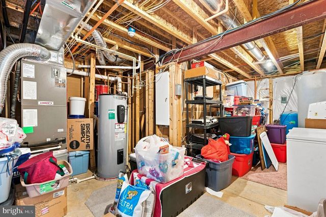 11561 HIGHLAND FARM CT, La Plata, MD 20646
