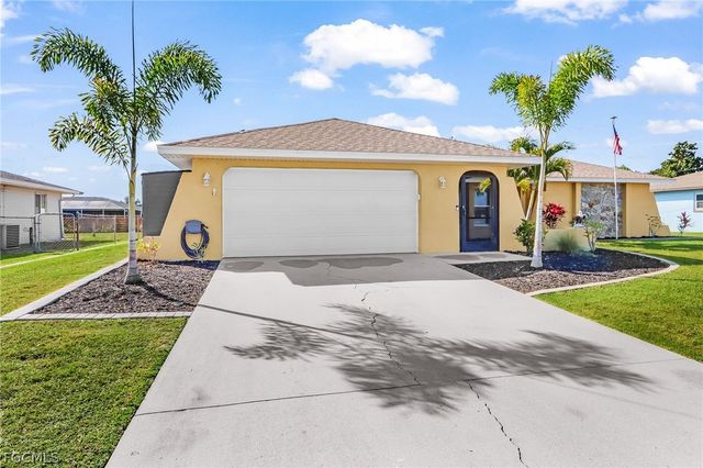 2114 Bolado PKWY, Cape Coral, FL 33990