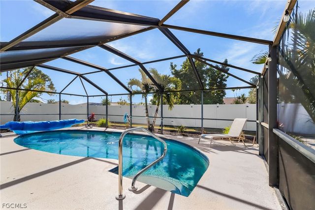 2114 Bolado PKWY, Cape Coral, FL 33990