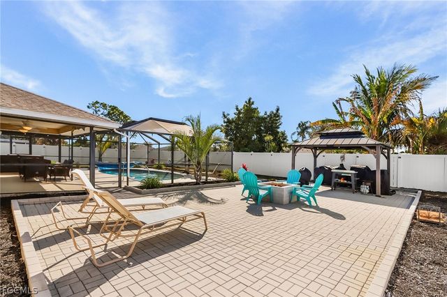 2114 Bolado PKWY, Cape Coral, FL 33990