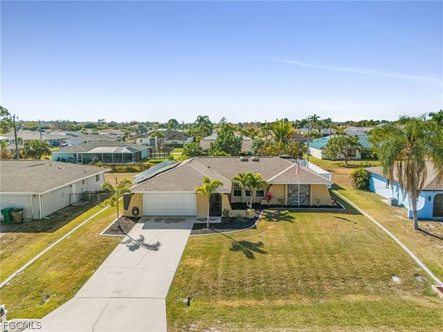 2114 Bolado PKWY, Cape Coral, FL 33990