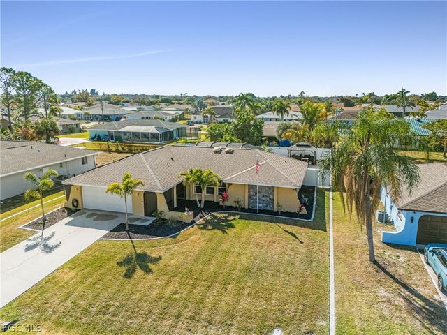 2114 Bolado PKWY, Cape Coral, FL 33990