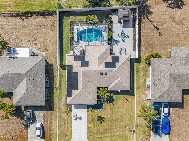 2114 Bolado PKWY, Cape Coral, FL 33990