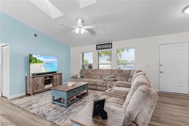 2114 Bolado PKWY, Cape Coral, FL 33990