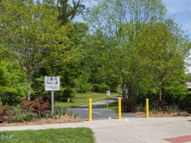 205 N Park Bluff Drive, Chapel Hill, NC 27517