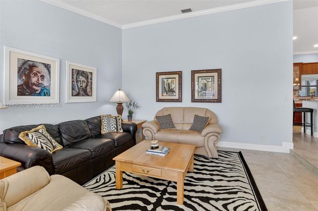 9943 Majorca Pl, Boca Raton, FL 33434