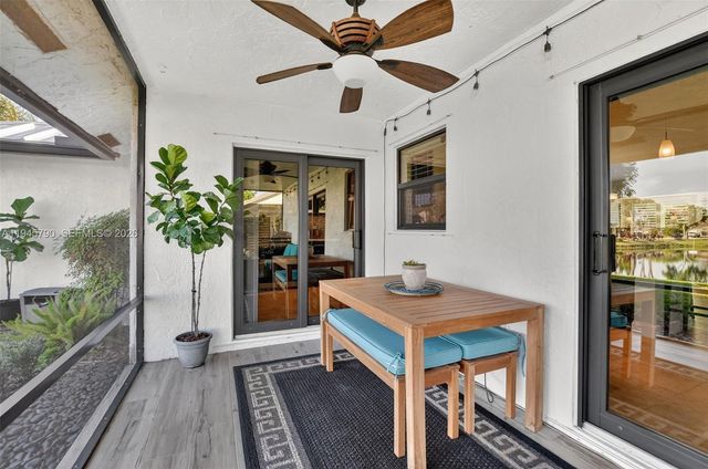 9943 Majorca Pl, Boca Raton, FL 33434