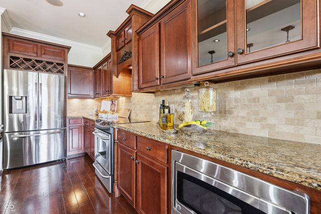 225 N New Jersey Street APT 23, Indianapolis, IN 46204