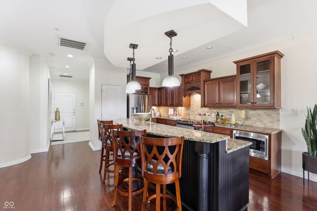 225 N New Jersey Street APT 23, Indianapolis, IN 46204