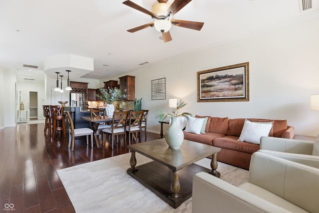225 N New Jersey Street APT 23, Indianapolis, IN 46204