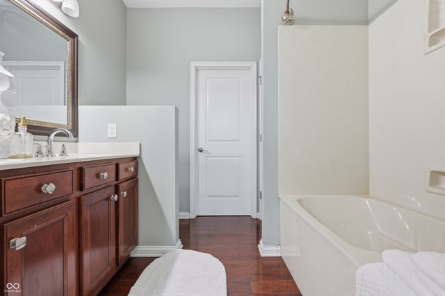 225 N New Jersey Street APT 23, Indianapolis, IN 46204