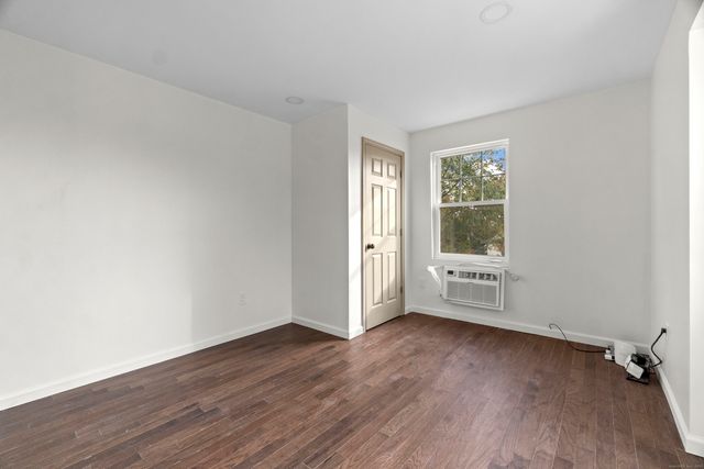 1285 Townsend Avenue 1, New Haven, CT 06513