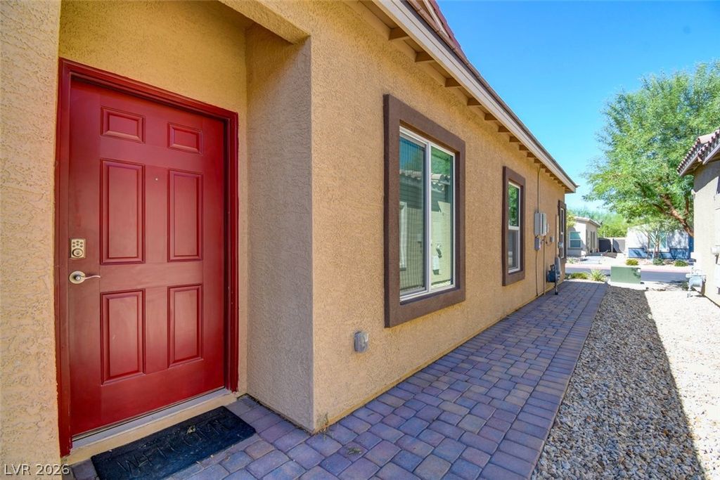 7526 Crested Moon Street, North Las Vegas, NV 89084 — photo 5