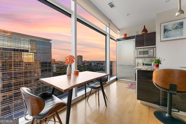 45 Ivan Allen Jr Boulevard NW 1703, Atlanta, GA 30308