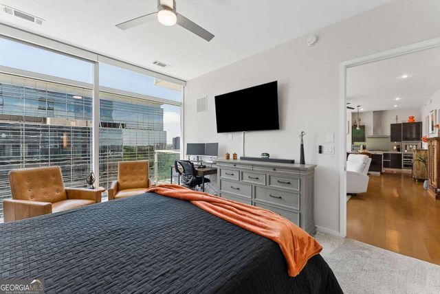 45 Ivan Allen Jr Boulevard NW 1703, Atlanta, GA 30308