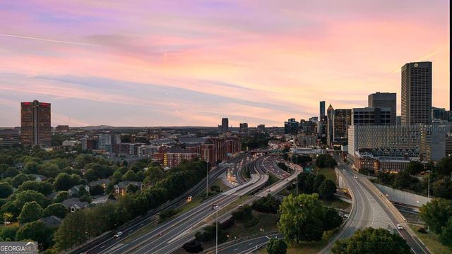45 Ivan Allen Jr Boulevard NW 1703, Atlanta, GA 30308