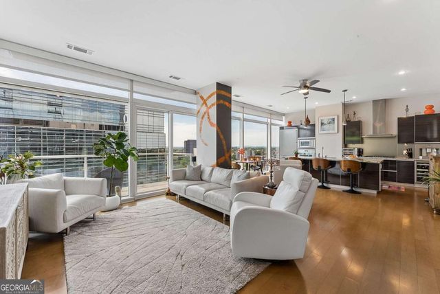 45 Ivan Allen Jr Boulevard NW 1703, Atlanta, GA 30308