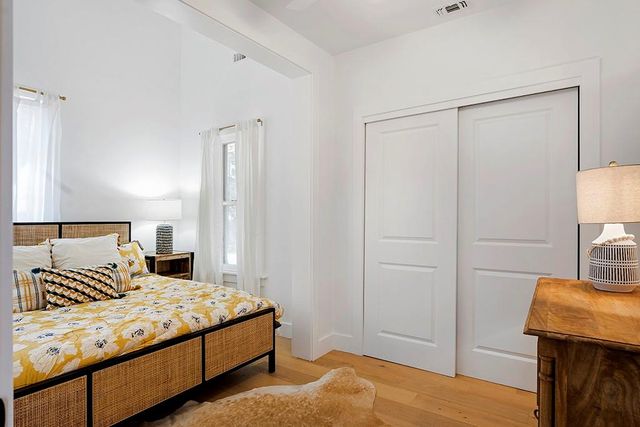 510 N Orange ST, Fredericksburg, TX 78624