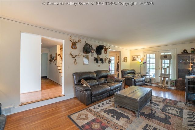 1324 Kanawha Avenue, Dunbar, WV 25064
