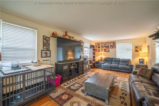 1324 Kanawha Avenue, Dunbar, WV 25064
