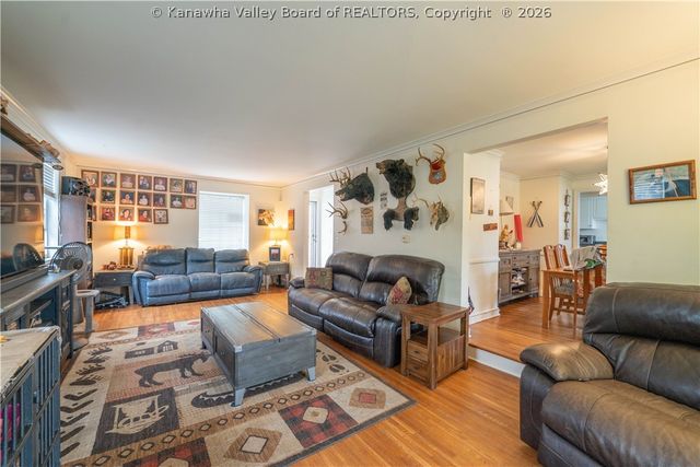 1324 Kanawha Avenue, Dunbar, WV 25064
