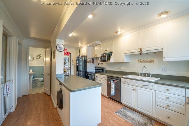 1324 Kanawha Avenue, Dunbar, WV 25064
