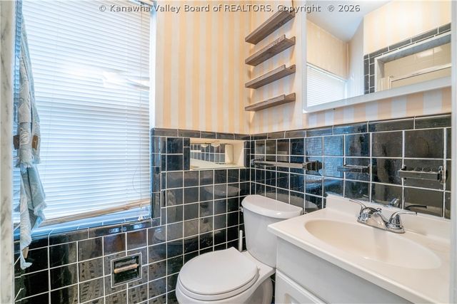 1324 Kanawha Avenue, Dunbar, WV 25064