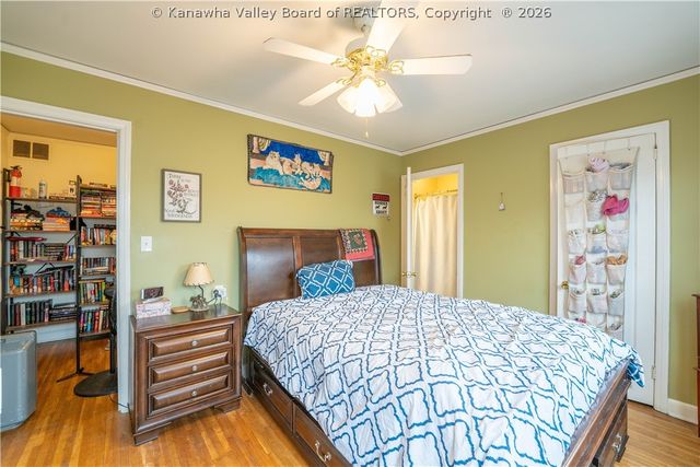 1324 Kanawha Avenue, Dunbar, WV 25064