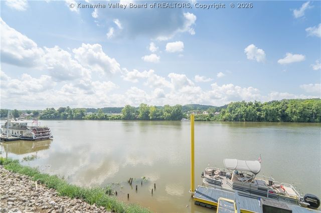 1324 Kanawha Avenue, Dunbar, WV 25064