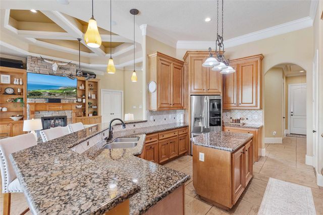 706 Saddle Creek Farms Drive, Crosby, TX 77532
