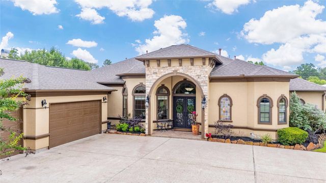 706 Saddle Creek Farms Drive, Crosby, TX 77532
