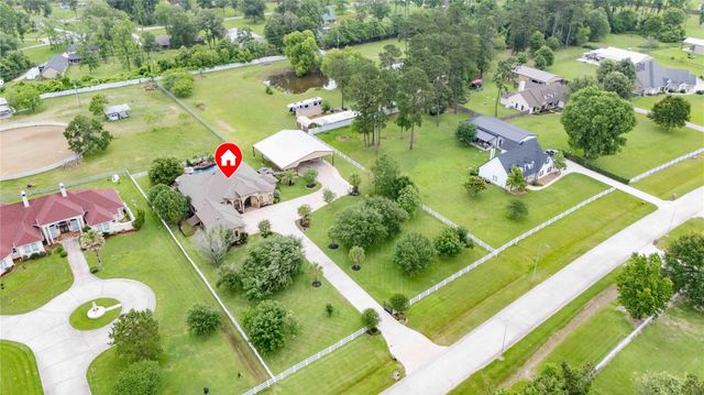 706 Saddle Creek Farms Drive, Crosby, TX 77532