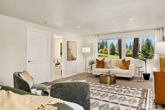 16315 Inglewood Place NE, Kenmore, WA 98028