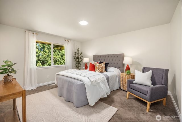 16315 Inglewood Place NE, Kenmore, WA 98028