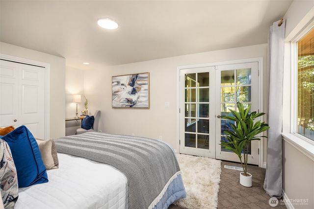 16315 Inglewood Place NE, Kenmore, WA 98028