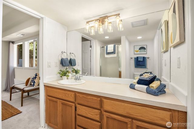 16315 Inglewood Place NE, Kenmore, WA 98028