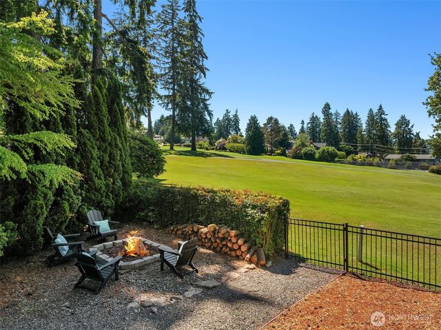 16315 Inglewood Place NE, Kenmore, WA 98028
