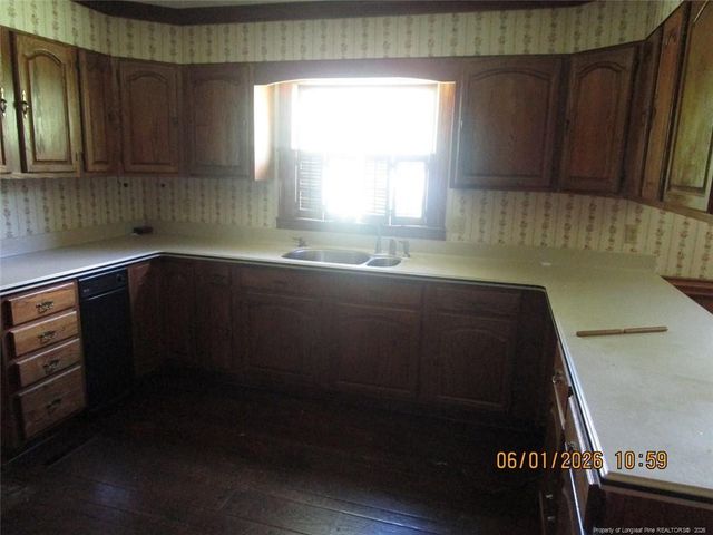 225 Harris Avenue, Raeford, NC 28376