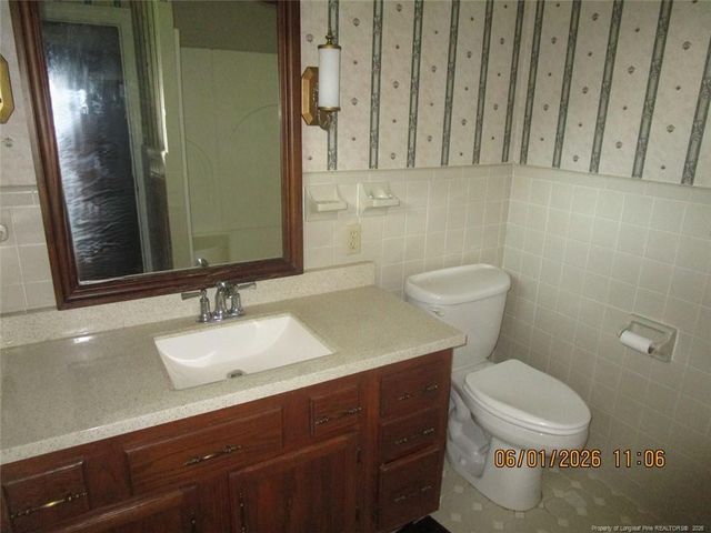 225 Harris Avenue, Raeford, NC 28376
